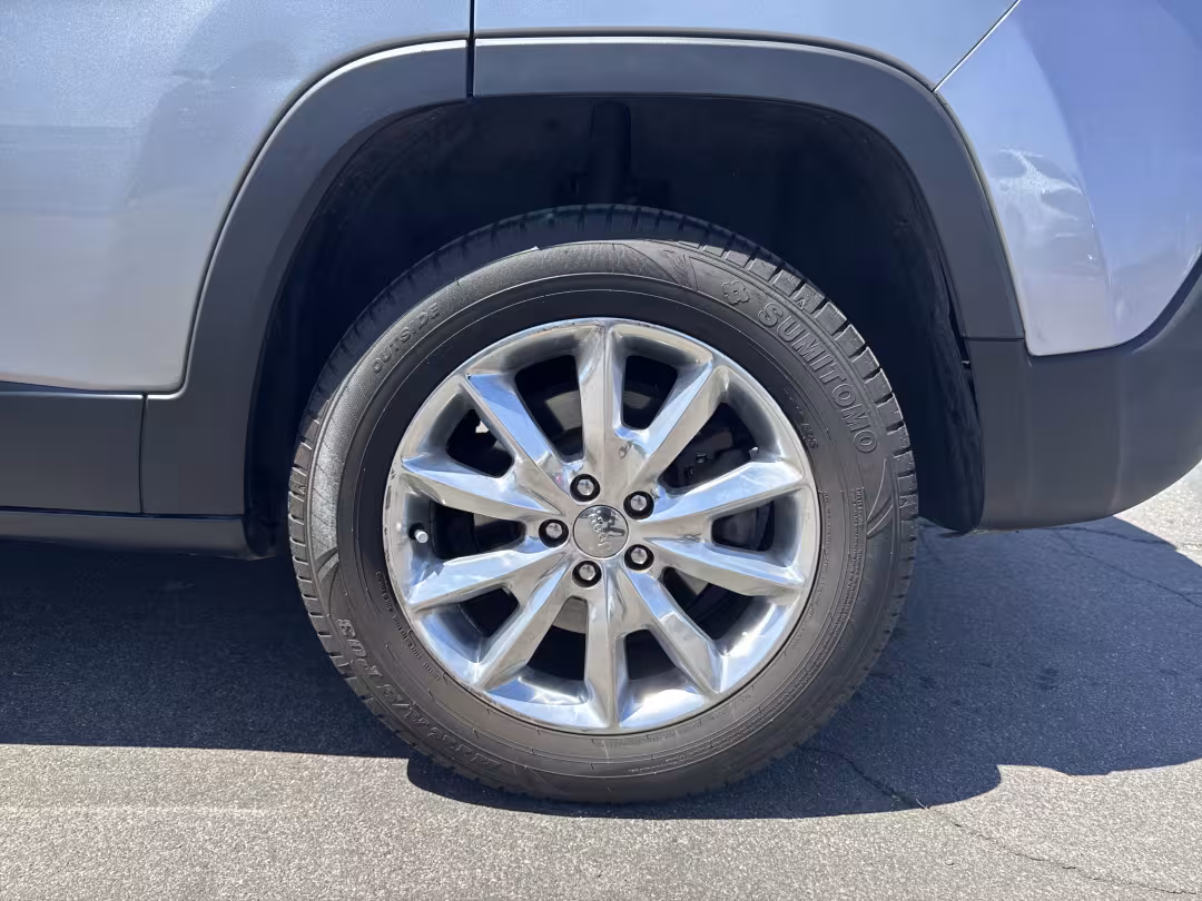 2014 Jeep Cherokee - 1C4PJLDS5EW221686 - Image #7